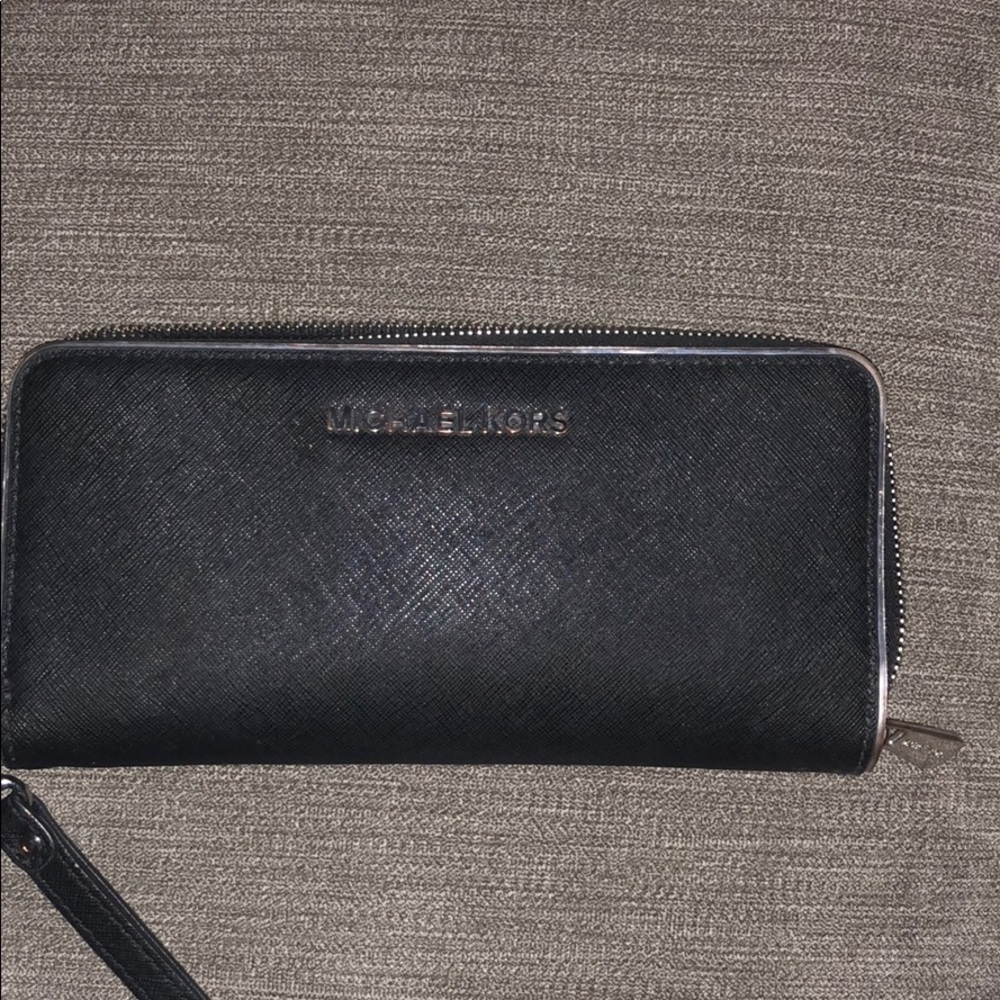 Michael Kors wallet